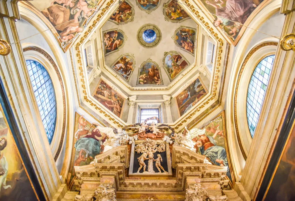 Interno del duomo di Trento, la cattedrale di San Vigilio