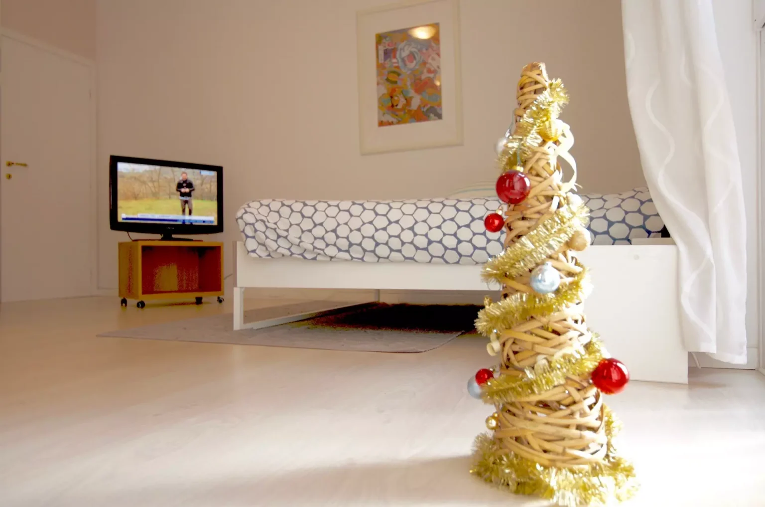 interno 77 letto christmas